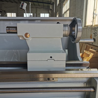 Torno de Mesa Horizontal de Servicio Mediano CQ6236 220V/380V con 1.5 Años de Garantía, Portaherramientas de 4 Estaciones, 70-2000 RPM, 1000mm