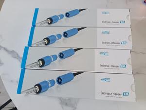 เซ็นเซอร์วัดค่า pH แบบไม่ใช้แก้ว Endress Hauser Memosens CPS16E ของแท้ 100% สำหรับการใช้งานด้านอาหารและวิทยาศาสตร์ชีวภาพ อิเล็กโทรดแบบดิจิตอล ISFET - Product Image 1