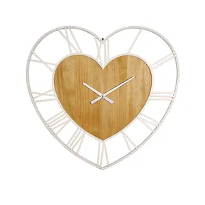 Relojes de pared grandes de madera y metal blanco con forma de corazón moderno INNOVA para decoración de sala de estar