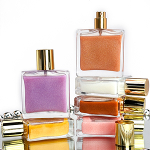 Olio Corpo MLM Personalizzabile Leggero ad Alta Lucentezza con Glitter Abbronzante Idratante e Brillante, Etichetta Privata - Product Image 3