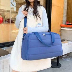 Fashion Wholesale Custom LOGO Women Puffer Nylon Travel Duffle <b>Bag</b> <b>Large</b> Capacity Sport Gym <b>Bag</b> Waterproof <b>Crossbody</b> <b>Bag</b> for Men - Product Image 6