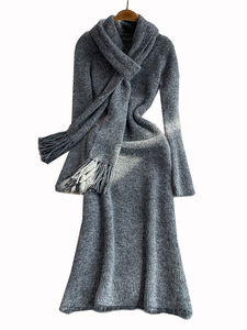 Robe en <span class=keywords><strong>tricot</strong></span> pour <span class=keywords><strong>femme</strong></span> hiver 2025 - Robe moulante mi-longue à col châle avec manches évasées - Product Image 5