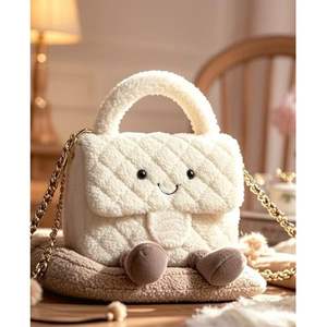 2025 nuovo prodotto-borsa a tracolla per bambole di moda piccola Flora con catena con motivo a diamanti e borsa a mano con rifiniture in pelliccia - Product Image 4