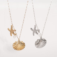 Collier tendance en alliage de zinc style plage avec multiples breloques étoile de mer, coquillage et perles d'imitation pour filles, demoiselles d'honneur, anniversaires et fêtes
