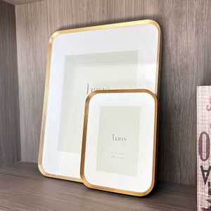 Lot en gros <span class=keywords><strong>de</strong></span> cadres photo rectangulaires en aluminium Lanjiang AL-31 <span class=keywords><strong>de</strong></span> 14 mm, quatre couleurs, pour lithographie, fixation murale ou sur table, idéal pour dortoir - Product Image 3