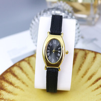 Montres YuSa1491 personnalisées avec logo ovale minimaliste en cuir PU pour femmes, montre à quartz tendance avec boîtier en alliage