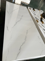 {"defaultLocale":null,"langAndValueMap":{"fr_FR":{"autoTranslate":true,"value":"Feuille de PVC marbrée UV avec un design floral moderne - Imperméable et ignifuge pour salle de bain, escalier, maison et salon","translateEngineVersion":"AE_TRANS"}}}