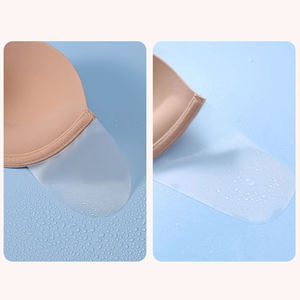 女性用在庫接着ブラの目に見えない再利用可能なブラファッションウェアに適したバックレスギャザーから胸に見えない粘着性ブラ - Product Image 4