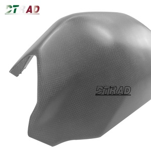 Couvercle de bras oscillant arrière de moto, pour <span class=keywords><strong>DUCATI</strong></span> <span class=keywords><strong>PANIGALE</strong></span> V4 V4S <span class=keywords><strong>V4R</strong></span> 2018 2019 Superleggera V4 2020 <span class=keywords><strong>2021</strong></span> 2022, en Fiber de carbone - Product Image 3