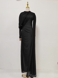 Robe longue élégante style rétro en satin, plissée, ajustée, anti-plis, col en V, avec anneau métallique, nouvelle collection 2026, couleur unie - Product Image 6