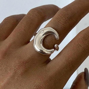 Anillo Personalizado al por Mayor, de Acero Inoxidable 316L, Chapado en Oro de 14k y 18k, Anillo Fino con Diseño de Luna para Mujer - Product Image 2