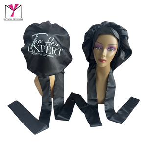 Bolsa de Papel Blanca Personalizada de Alta Calidad MUYANG para Regalo y Set de Bolsas con Gorro, Espejo y Tarjeta para el Cabello - Product Image 4