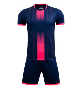 Maillots d'équipe personnalisés de vêtements de sport de football pour hommes et femmes Impression par sublimation personnalisée Nom de l'équipe de club vierge Service OEM disponible - Product Image 5
