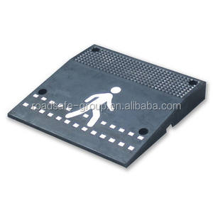 टिकाऊ रबर गति बंप यातायात सड़क सुरक्षा पैदल यात्री रैंप ड्राइववे तेजी से गति के लिए हम्प पर रोक रहे हैं - Product Image 3