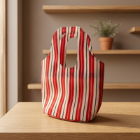 Sac fourre-tout tendance pour l'extérieur, sac de haute couture avec fermeture éclair, fabriqué en nylon recyclé, sacs à main fabriqués en Inde, faits à la main, écologiques