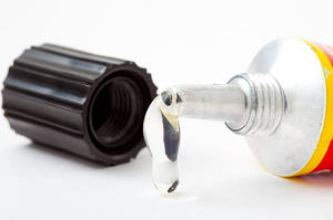 <span class=keywords><strong>Colle</strong></span> Super Adhésive 502 à Prise Rapide Non-épaississante pour l'Assemblage de Pièces de Modèles de Jouets en Plastique ABS – Apparence Propre Sans Résidus - Product Image 3
