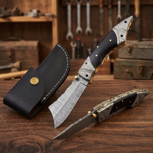 Cuchillo Plegable de Acero de Damasco con Mango de Cuero, Hoja de Punta Caída y Borde Recto, Cuchillo de Caza con Diseño de Perilla para el Pulgar - Product Image 4