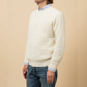 تخصيص OEM & ODM أبيض الصلبة محبوك جولة الرقبة البلوز الثقيلة متماسكة القطن سترة في النمط الكلاسيكي لموسم الخريف - Product Image 3