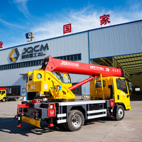 Camion benne FAW 5 tonnes à prix compétitif avec grue à flèche rigide hydraulique et 4 stabilisateurs pour la logistique