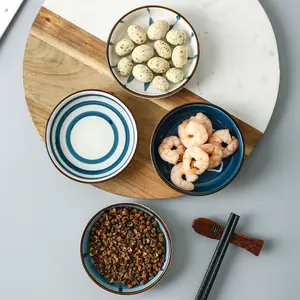 Sıcak satış yuvarlak seramik tabak tepsi porselen fırın sırlı sos tabağı japon tarzı turşu Dip servis yemekleri toptan