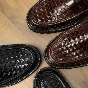 Chaussures habillées Oxford italiennes d'été pour hommes en cuir de vache véritable faites à la main de haute qualité pour mariage et occasions formelles - Product Image 2