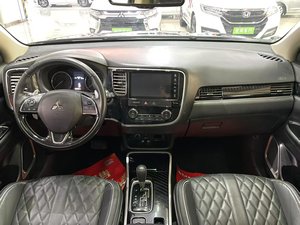 2021 <span class=keywords><strong>Mitsubishi</strong></span> <span class=keywords><strong>Outlander</strong></span> 2.4L AWD LEFT Premium SUV de 5 plazas con asientos de tela Luz automática Gasolina/Eléctrica/Opciones de combustible - Product Image 5