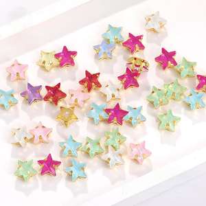 Nueva llegada 3D en forma <span class=keywords><strong>de</strong></span> corazón 10mm diamantes <span class=keywords><strong>de</strong></span> imitación <span class=keywords><strong>ESTRELLA</strong></span> <span class=keywords><strong>DE</strong></span> <span class=keywords><strong>5</strong></span> <span class=keywords><strong>puntas</strong></span> vidrio para coser con garra <span class=keywords><strong>de</strong></span> Metal para ropa <span class=keywords><strong>de</strong></span> bricolaje - Product Image 1