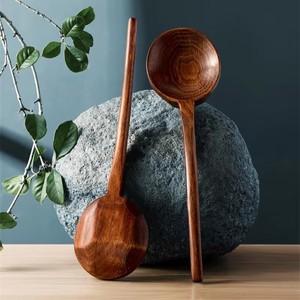 Nueva cuchara de madera de Ramen de mango largo, utensilios de cocina japoneses, vajilla, cucharas para servir, cucharón de sopa grande para el hogar - Product Image 1