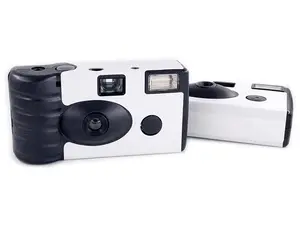 Toptan Oem özel renkli Fuji Fujifilm Kodak 35mm tek kullanımlık tek kullanımlık kamera Film flaş ile düğün için Vintage