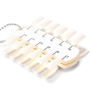 Plateau de présentation double couche pour nail art avec 24 faux ongles, outil d'entraînement pour la pratique du vernis gel UV et des autocollants pour ongles artificiels - Product Image 2