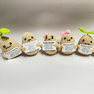 TK Adorno de Patata de Ganchillo Hecho a Mano, Familiar, Lindo, de Apoyo Emocional, con Palabras Positivas y de Ánimo, Arte Decorativo de Lana Tejida - Product Image 3