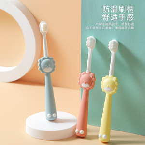 Brosse à dents manuelle de haute qualité pour enfants de 2 à 6 ans, motif lion de dessin animé mignon, poils doux, bleu ciel, orange, rouge, jaune citron - Product Image 4