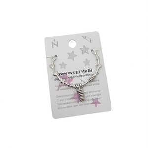 Bracciale in Acciaio Inossidabile a Forma di Lisca di Pesce con Nodo a Sette Stelle - Product Image 2
