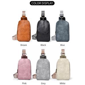 Мужская портативная водонепроницаемая сумка-слинг из искусственной кожи с несколькими карманами в винтажном стиле для поездок на работу или в подарок - Product Image 5