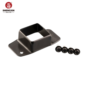 Base de <span class=keywords><strong>poteau</strong></span> de bride de plancher carrée noire pour <span class=keywords><strong>poteau</strong></span> de clôture en acier <span class=keywords><strong>métallique</strong></span> - Product Image 2