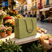 Sac cadeau en papier à motif damassé vintage avec poignée en corde noire, sac de shopping de luxe pour fleuriste, boutique, emballage de vente au détail