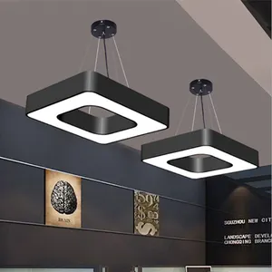 Einfache moderne oberflächen montierte Creative Square Hollow Solid LED hängende lineare Licht Led Square Lampe