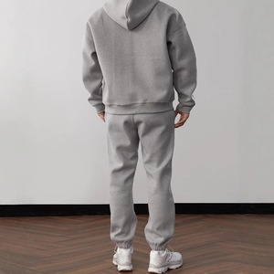 Conjunto Deportivo Holgado <span class=keywords><strong>con</strong></span> Sudadera <span class=keywords><strong>con</strong></span> <span class=keywords><strong>Capucha</strong></span> Bordada en 3D y Estampado Moderno para Comercio Exterior Transfronterizo en <span class=keywords><strong>Shein</strong></span> y Amazon - Product Image 4