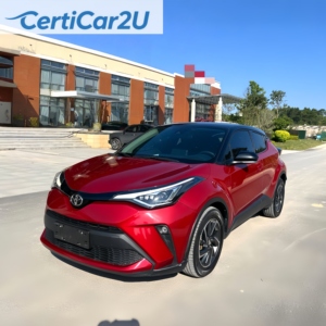 Toyota <span class=keywords><strong>C</strong></span>-HR d'occasion <span class=keywords><strong>2022</strong></span>, SUV 2.0L CVT automatique, sièges en cuir, intérieur foncé, pneus R17, conduite à gauche, idéal pour les trajets urbains - Product Image 1