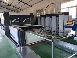 <span class=keywords><strong>Usine</strong></span> <span class=keywords><strong>de</strong></span> <span class=keywords><strong>fabrication</strong></span> <span class=keywords><strong>de</strong></span> bâtiments <span class=keywords><strong>de</strong></span> four en <span class=keywords><strong>verre</strong></span> trempé <span class=keywords><strong>de</strong></span> sécurité contrôlée par PLC avec composant <span class=keywords><strong>de</strong></span> moteur central Machines <span class=keywords><strong>de</strong></span> traitement du <span class=keywords><strong>verre</strong></span> - Product Image 3