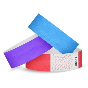 สายรัดข้อมือไวนิลพิมพ์โลโก้ตามสั่ง กันน้ำ พิมพ์ออฟเซ็ต CMYK บนกระดาษสังเคราะห์ พร้อมรหัสประจำตัว ปรับแต่งได้ตามต้องการ สำหรับโปรโมชั่น - Product Image 1