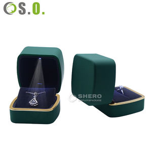 Caja de Joyería de Lujo con Luz LED, Caja de Plástico Personalizada para Anillos de Diamantes de Boda, Caja de Empaque para Joyería con Impresión, Caja de Anillo de Cuero - Product Image 3
