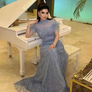 Ruolai ASA-SS75 collo alto una linea abito da festa per <span class=keywords><strong>donna</strong></span> berretto manica sirena blu paillettes con piume abiti da sera modesti - Product Image 6