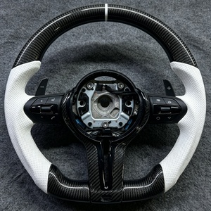 Volante de Coche de Cuero Blanco y Fibra de Carbono Compatible con <span class=keywords><strong>BMW</strong></span> X5 F15 F20 F10 F30 F32 F36 <span class=keywords><strong>F60</strong></span> M4 F80 F82 E90 E91 E60 - Product Image 6