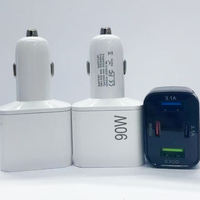 Pengisi Daya Mobil 90W 3-Port dengan Layar LED Penunjuk Tegangan-5V/3A Pengisian Cepat QC4.0 untuk Ponsel