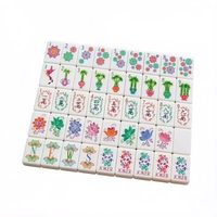 Jeu de Mahjong Américain de Luxe Moderne pour 4 Joueurs – Motifs Floraux et d'Oiseaux Vibrants – Tuiles en Acrylique Premium Résistantes à l'Eau – Portable et Idéal pour les Moments Sociaux