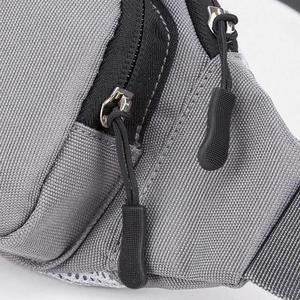 Sac banane de sport unisexe en nylon vierge personnalisable avec logo, sacoche de taille ou bandoulière - Product Image 5