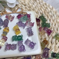 Vente en gros de sculptures d'ours en fluorite arc-en-ciel en cristal naturel Mini impression laser Cadeaux de décoration pour la maison Sculptures de pierres précieuses de guérison
