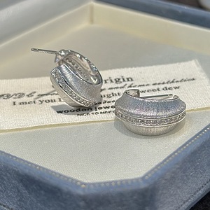 Pendientes Colgantes de Plata de Ley S925, Estilo Vintage Antiguo, Simple, Francés, Elegante, con Circonita, Curvados y Cepillados, Joyería de Moda - Product Image 1