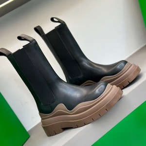 Bottes rehaussantes de haute qualité pour femmes et hommes, imperméables, de luxe, faites à la main, classiques, pour l'hiver - Product Image 2